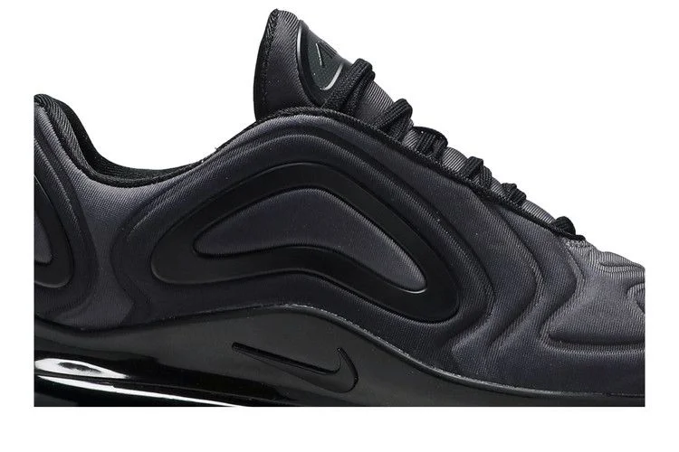 Krossovki-Nike-Air-Max-720-GS-Total-Eclipse-1