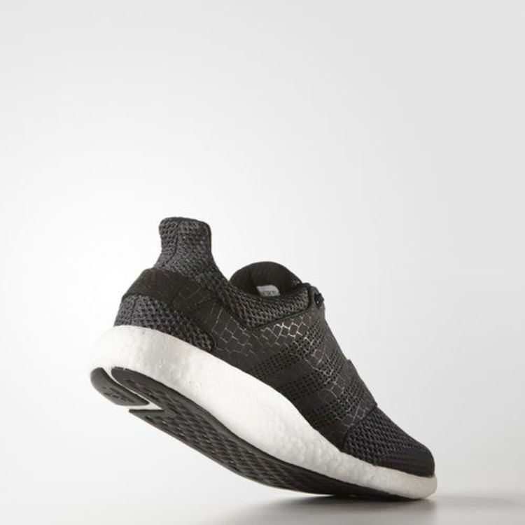 pure-boost-2-0-core-black-s83034_02
