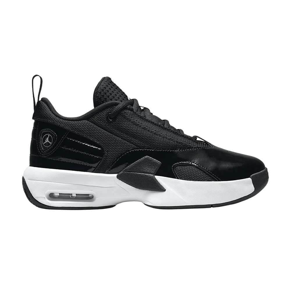 Krossovki-Air-Jordan-Max-Aura-6-GS-BlackBlackWhite