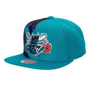 Mitchell-Ness-Retroline-Snapback-HWC-Charlotte-Hornets-Hat-300x300
