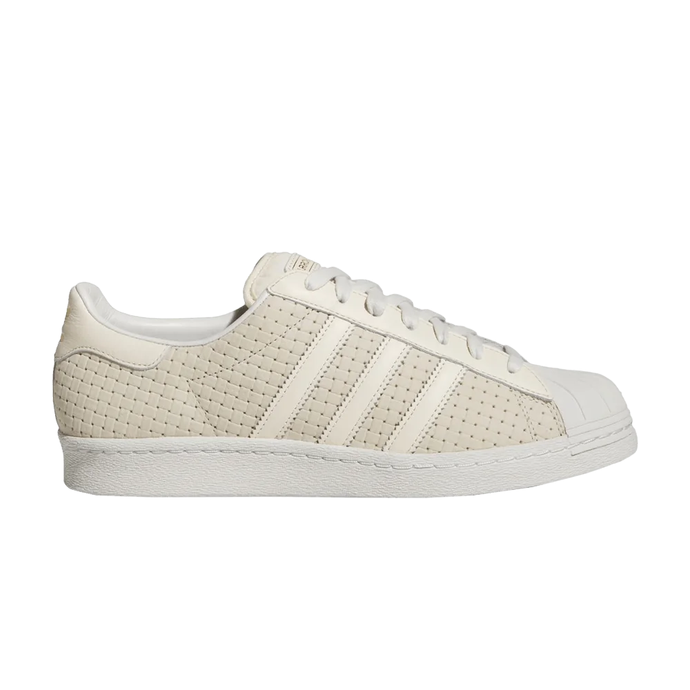 Кроссовки Arrow & Beast x adidas Superstar ADV 'Stuttgart'