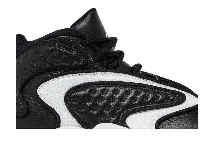 wmns-air-jordan-og-black-toe-133000-001_01