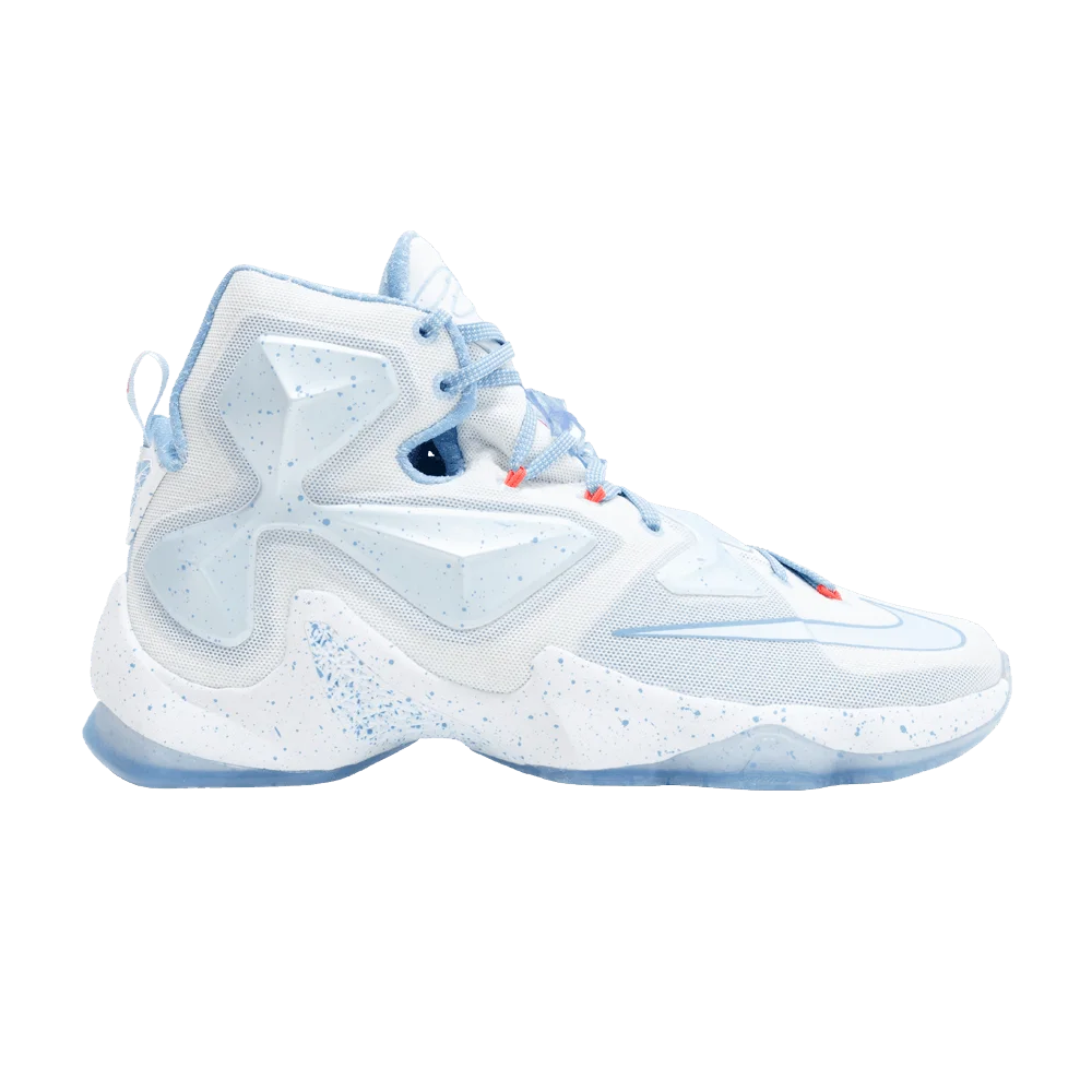 Krossovki-Nike-LeBron-13-GS-Xmas
