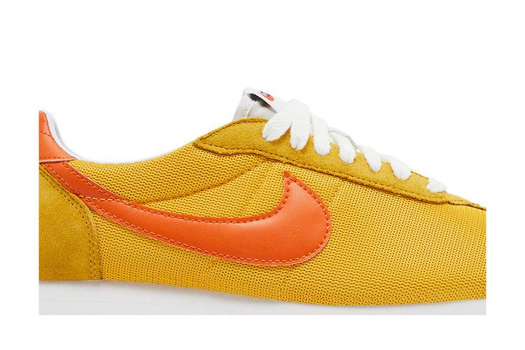ld-1000-sp-university-gold-safety-orange-fq9079-700_01