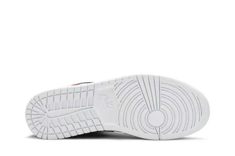 Кроссовки Air Jordan 1 Mid 'White Chicago'