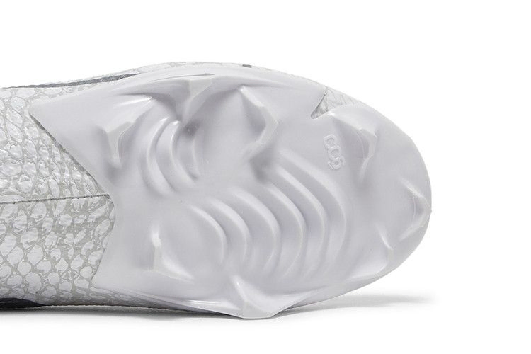 Кроссовки Odell Beckham Jr. x Nike Vapor Edge Pro 'Animal Print - White Metallic Silver'