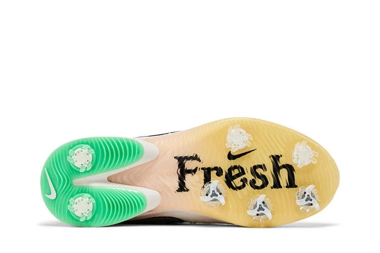 Krossovki-Nike-Air-Zoom-Victory-Tour-3-NRG-Wide-Always-Fresh-3