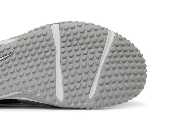Krossovki-Nike-Alpha-Huarache-Turf-Black-Silver-4