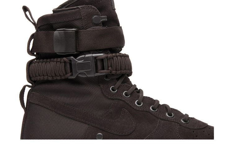 special-field-air-force-1-velvet-brown-864024-203_01