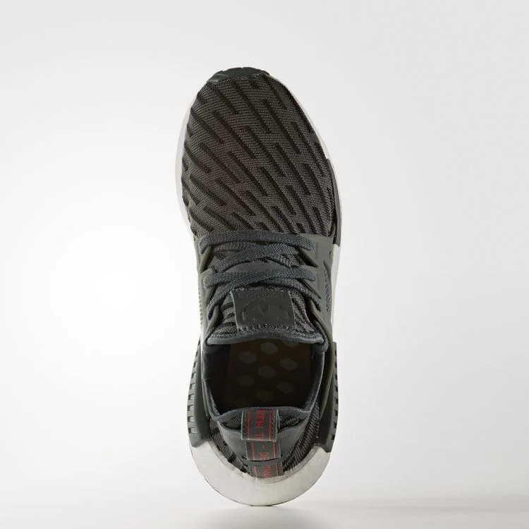 Krossovki-Adidas-Wmns-NMD_XR1-Primeknit-Ivy-1