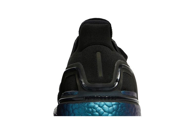 Кроссовки adidas UltraBoost 20 'Black Signal Cyan'