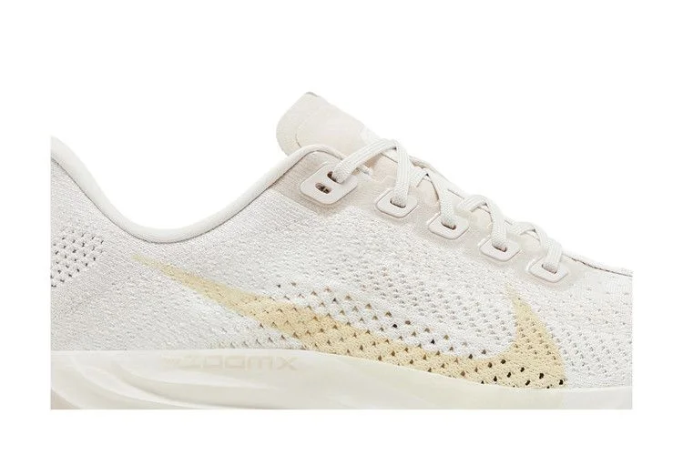 Кроссовки Nike Wmns Pegasus Plus 'Light Orewood Brown'