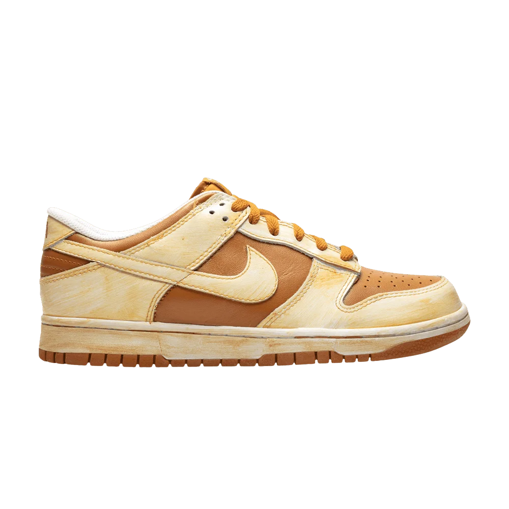 Krossovki-Nike-Dunk-Low-Vintage-Dark-Curry