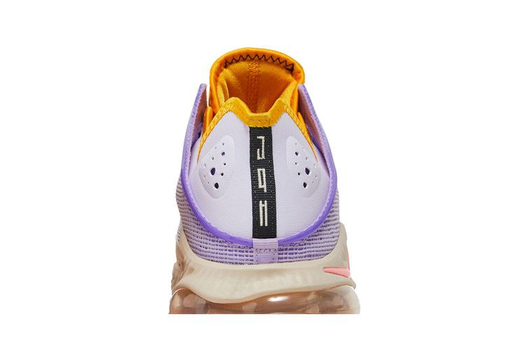 lebron-19-low-mismatch-do9829-500_06
