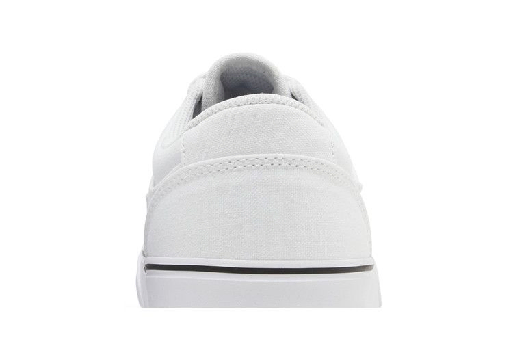 chron-2-canvas-sb-triple-white-dm3494-102_06