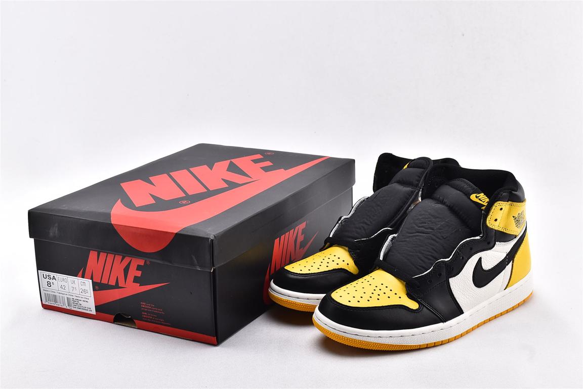 Nike-Air-Jordan-1-Retro-High-OG-Yellow-Toe-10