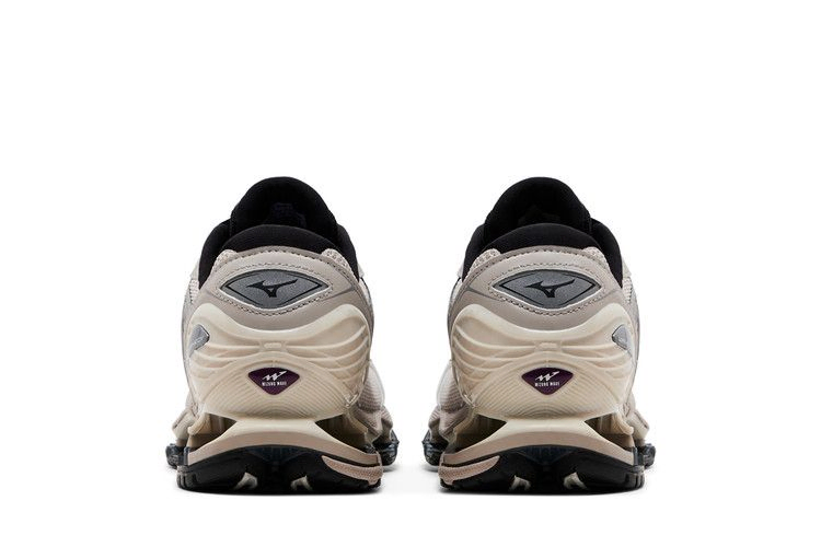 Кроссовки Mizuno Wave Prophecy LS 'Silver Cloud Black'