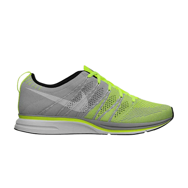 Krossovki-Nike-Flyknit-Trainer-Volt-White