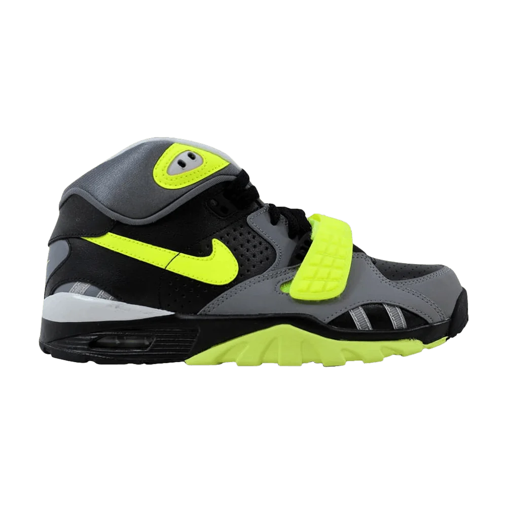 Krossovki-Nike-Air-Trainer-SC-2-GS-Volt