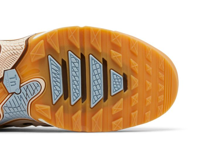air-max-plus-drift-phantom-cacao-wow-fd4290-001_04