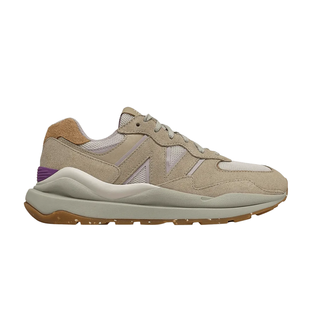 Krossovki-New-Balance-Wmns-5740-Incense-Sour-Grape