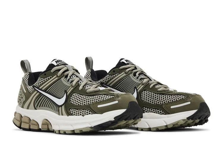 Krossovki-Nike-Vomero-5-GS-Cargo-Khaki-7