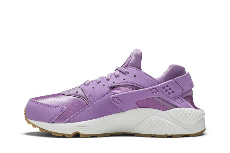 wmns-air-huarache-run-fg-fuchsia-glow-bv1164-500_02