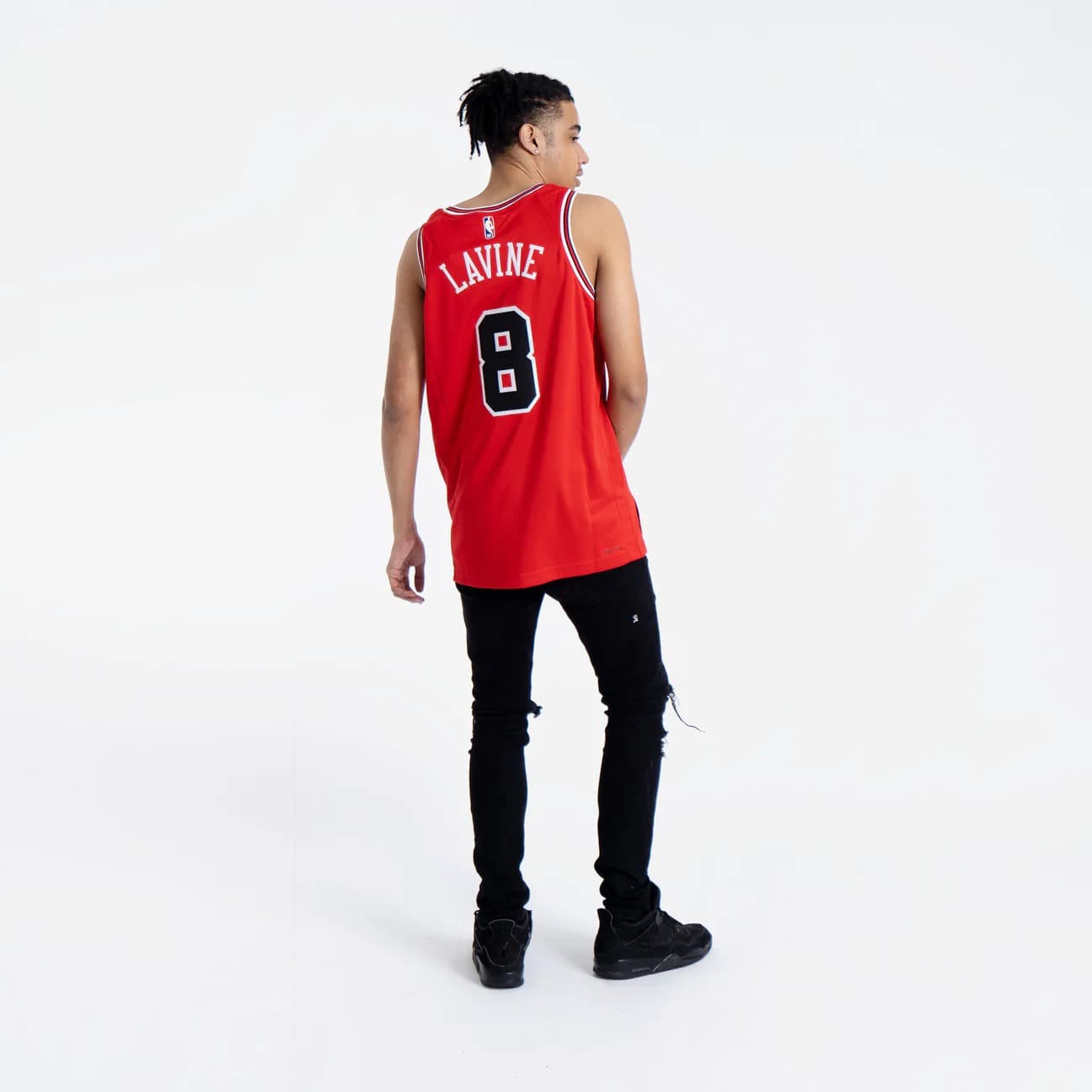Баскетбольная джерси 2023-24 Chicago Bulls Zach Lavine #8 Swingman Icon Edition Red Jersey