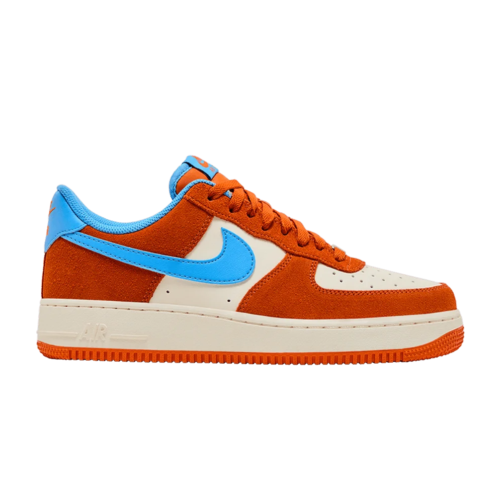 Krossovki-Nike-Air-Force-1-07-LV8-Safety-Orange-University-Blue