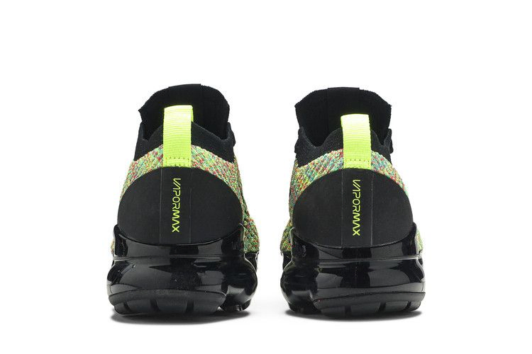 Кроссовки Nike Wmns Air VaporMax Flyknit 3 'Multi-Color'