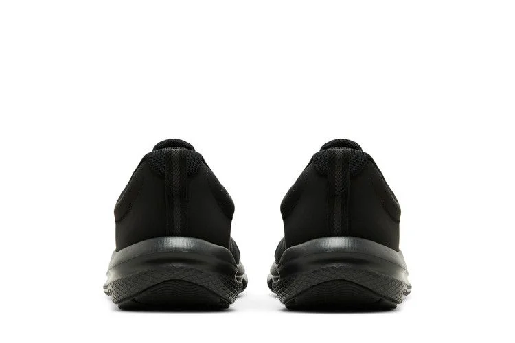 Кроссовки Under Armour Charged Assert 10 4E Wide 'Triple Black'