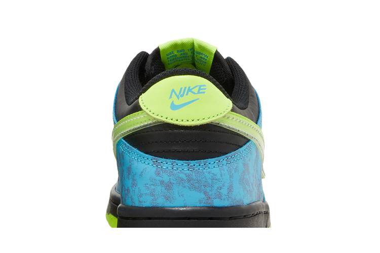 Кроссовки Nike Dunk Low SE GS 'Let's Dance'