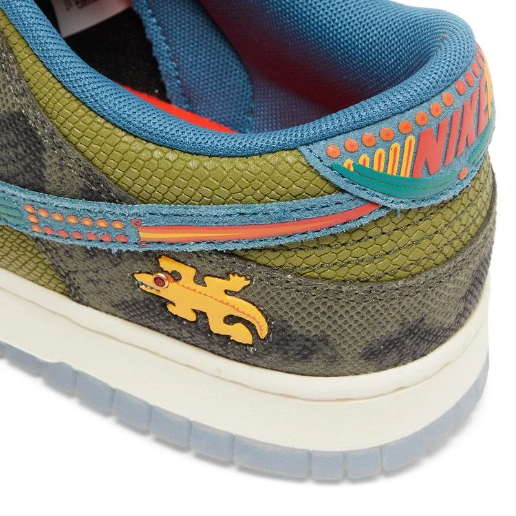 Krossovki-Nike-Dunk-Low-SiEMPRE-Familia-9