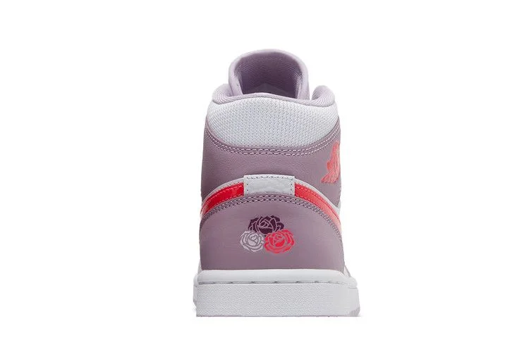 Кроссовки Wmns Air Jordan 1 Mid 'Valentine's Day'