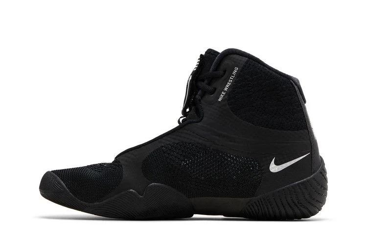 Кроссовки Nike Tawa 'Black Metallic Silver'