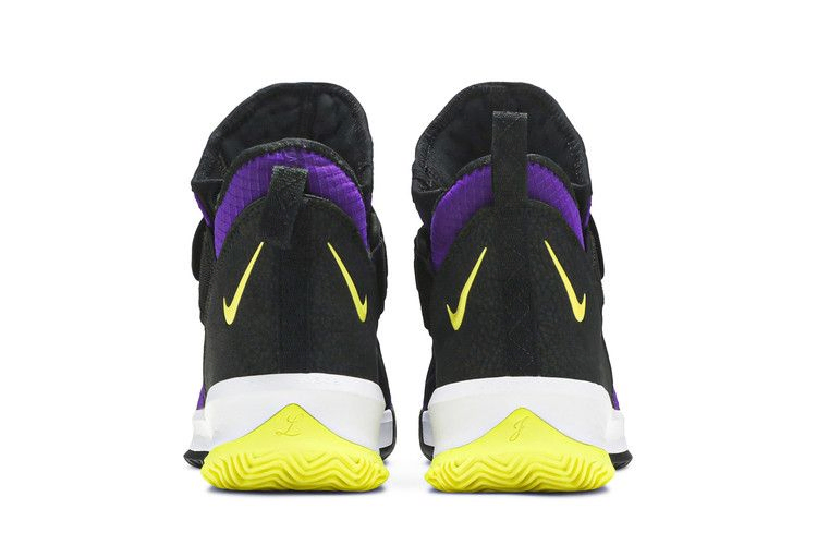 lebron-soldier-13-sfg-ar4225-500_05