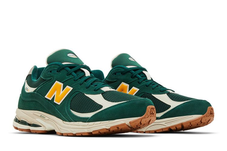 2002r-green-asos-exclusive-m2002rac_07