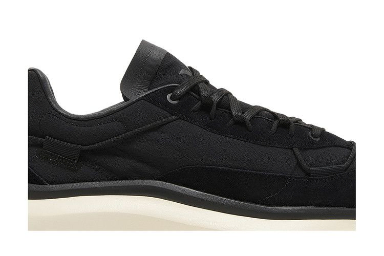 y-3-shiku-run-black-cream-white-hq6667_01