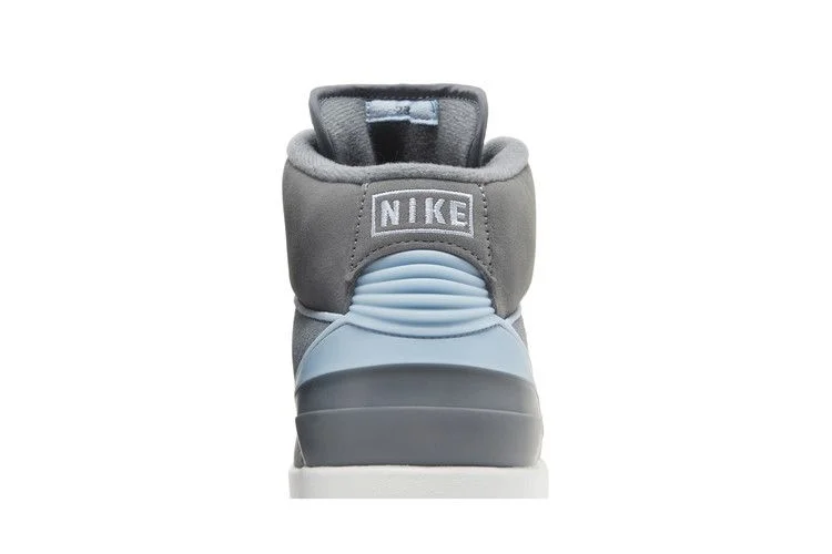Кроссовки Wmns Air Jordan 2 Retro 'Cool Grey'