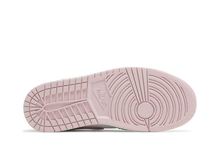 Кроссовки Air Jordan 1 Mid SE 'Legend Pink'