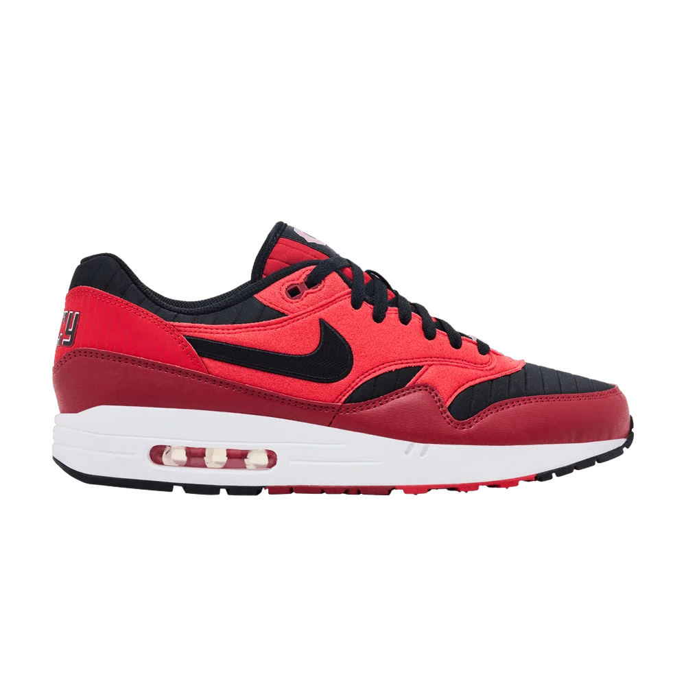 Krossovki-Nike-Air-Max-1-Reds-City-Connect