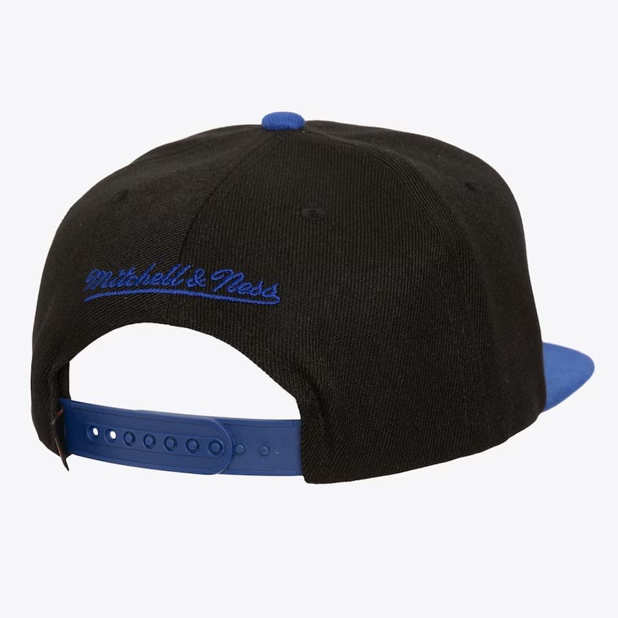 Бейсболка Mitchell & Ness Black Denver Broncos Text Stack 1 OG Snapback Hat