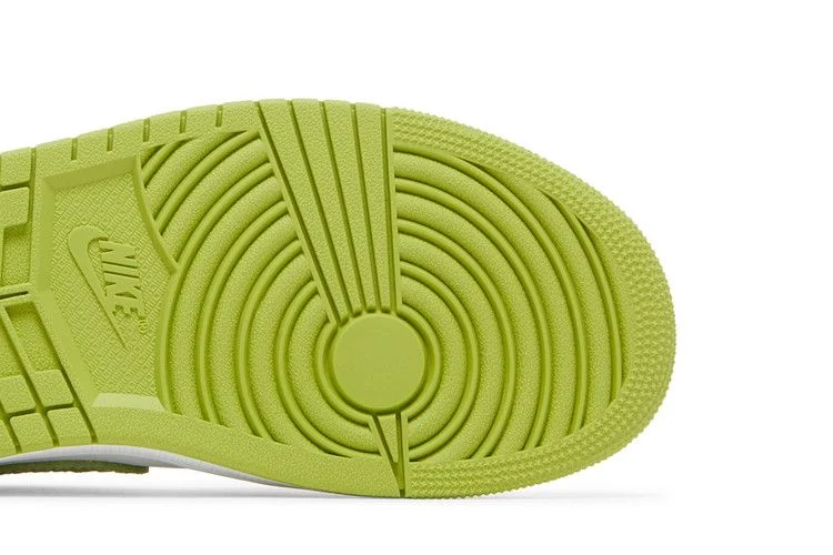 Кроссовки Wmns Air Jordan 1 Mid SE 'Green Python'