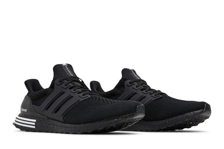 ultraboost-5-0-black-white-gv6674_07