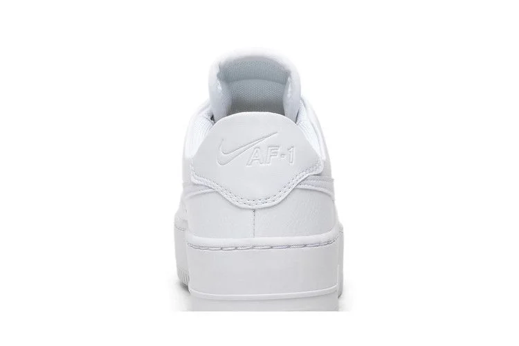 Кроссовки Nike Wmns Air Force 1 Sage Low 'Triple White'