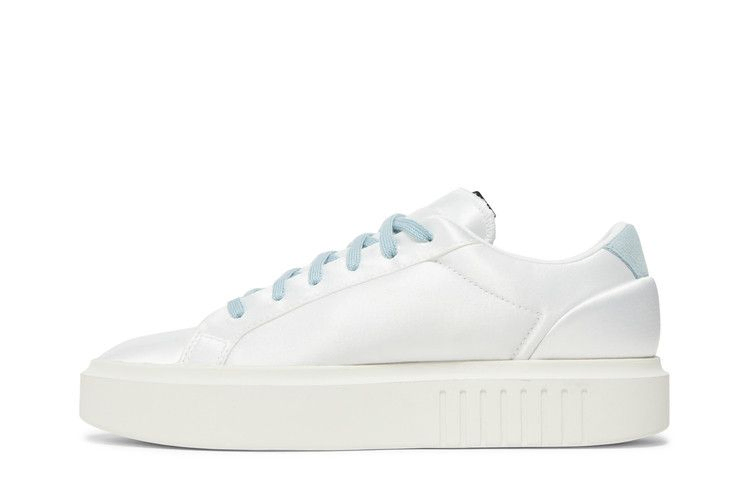 wmns-sleek-super-cloud-white-silver-eg6770_02