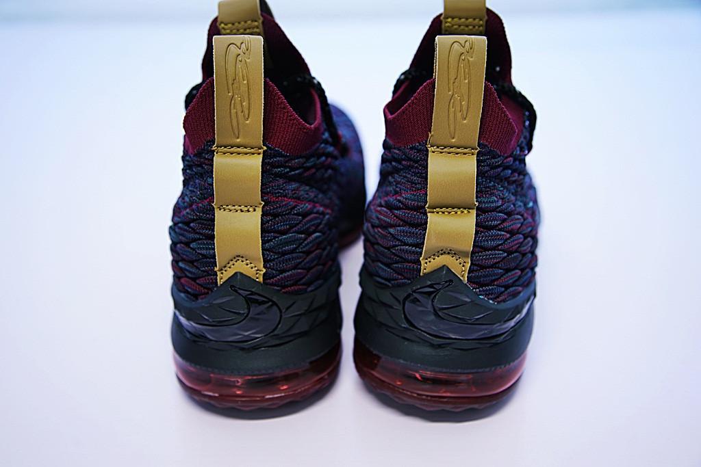LeBron-15-New-Heights-8