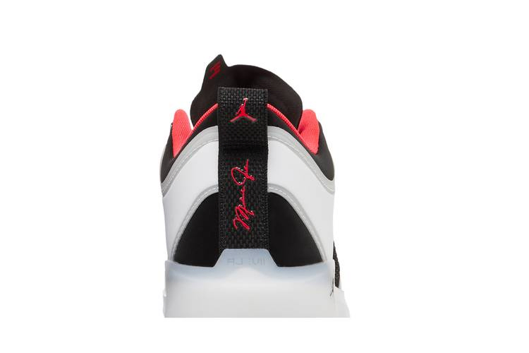 air-jordan-37-low-siren-red-dq4122-100_06