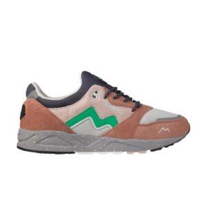 Karhu-Aria-95-Northern-Lights-300x300