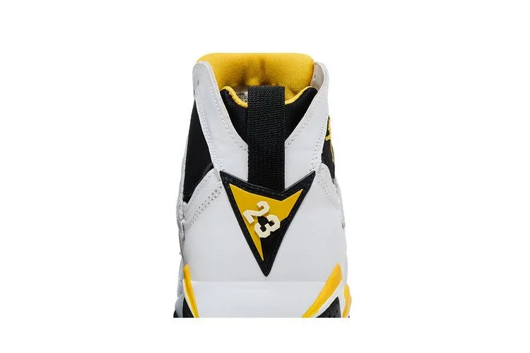 Кроссовки Wmns Air Jordan 7 Retro 'White Varsity Maize'